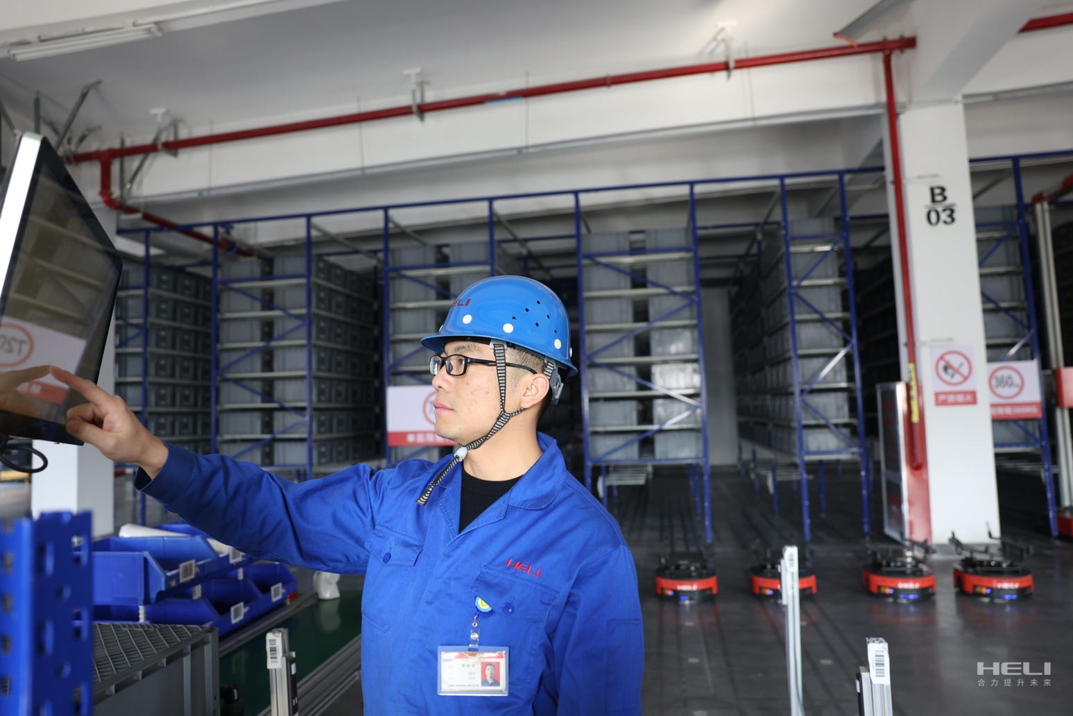 工作中的蔣善修(一).jpg 工作中的蔣善修(一).jpg